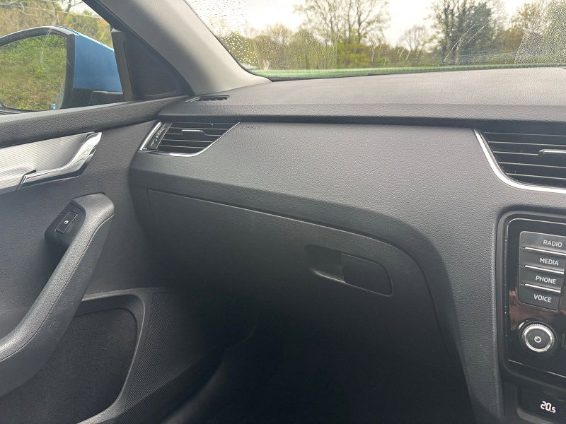 Skoda Octavia 1.6 TDI SE L Hatchback 5dr Diesel DSG Euro 6 (s/s) (110 ps) 5dr Automatic 2026