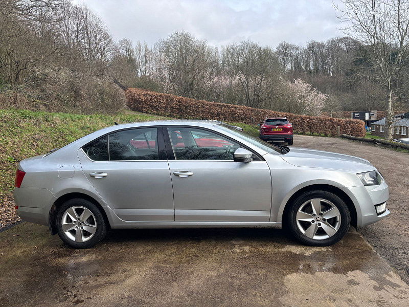 Skoda Octavia 2.0 TDI SE Technology Hatchback 5dr Diesel Manual Euro 6 (s/s) (150 ps) 5dr Manual 2026