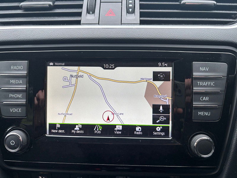 Skoda Octavia 2.0 TDI SE Technology Hatchback 5dr Diesel Manual Euro 6 (s/s) (150 ps) 5dr Manual 2026