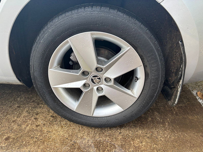 Skoda Octavia 2.0 TDI SE Technology Hatchback 5dr Diesel Manual Euro 6 (s/s) (150 ps) 5dr Manual 2026