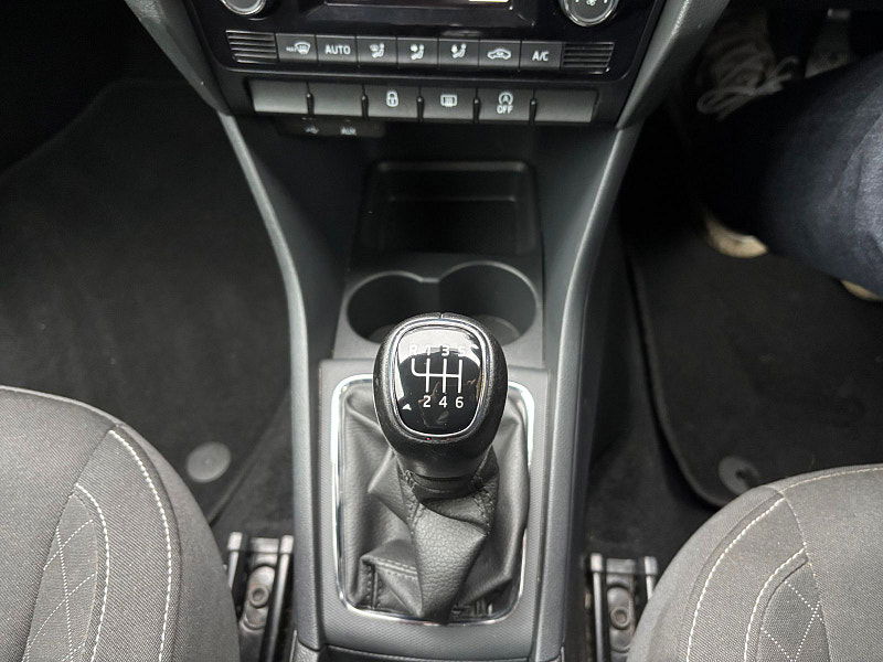 Skoda Rapid 1.2 TSI SE L Hatchback 5dr Petrol Manual Euro 6 (s/s) (110 ps) 5dr Manual 2025