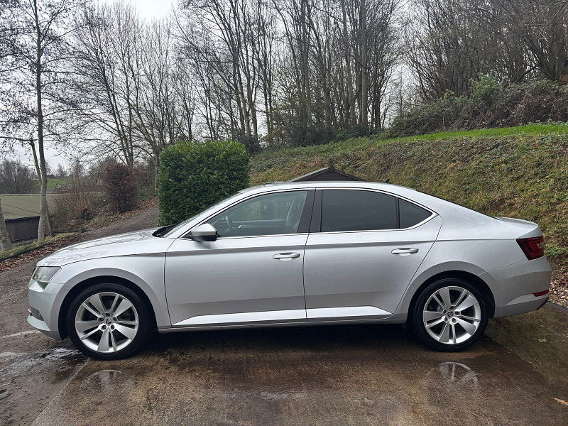 Skoda Superb 1.5 TSI ACT SE L Executive Hatchback 5dr Petrol DSG Euro 6 (s/s) (150 ps) 5dr Automatic 2025