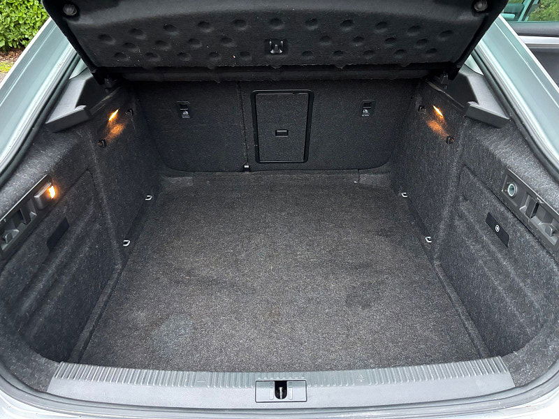 Skoda Superb 1.5 TSI ACT SE L Executive Hatchback 5dr Petrol DSG Euro 6 (s/s) (150 ps) 5dr Automatic 2025