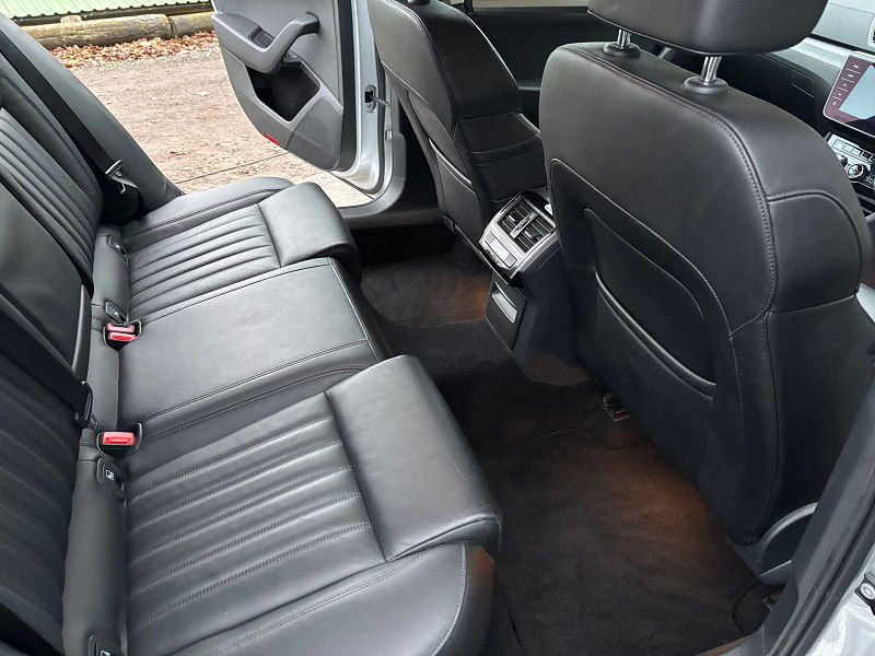 Skoda Superb 1.5 TSI ACT SE L Executive Hatchback 5dr Petrol DSG Euro 6 (s/s) (150 ps) 5dr Automatic 2025