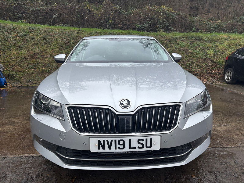 Skoda Superb 1.5 TSI ACT SE L Executive Hatchback 5dr Petrol DSG Euro 6 (s/s) (150 ps) 5dr Automatic 2025