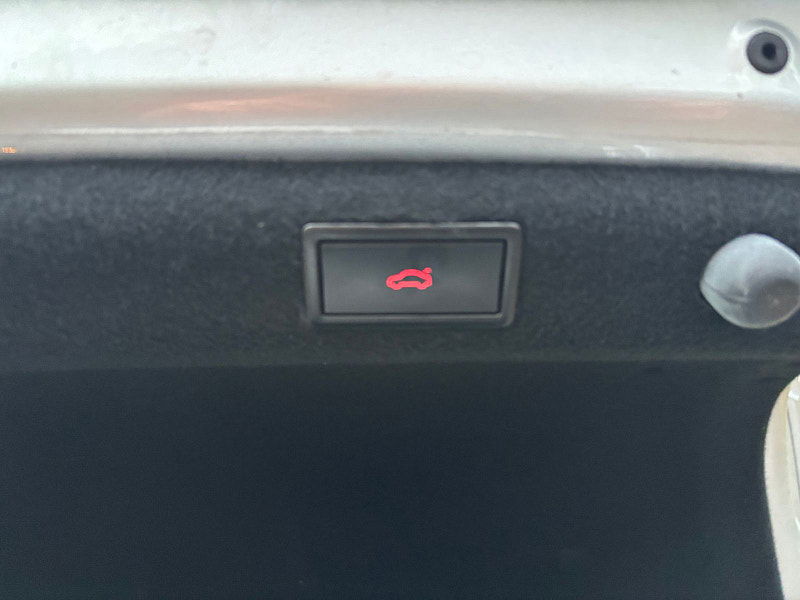 Skoda Superb 1.5 TSI ACT SE L Executive Hatchback 5dr Petrol DSG Euro 6 (s/s) (150 ps) 5dr Automatic 2025