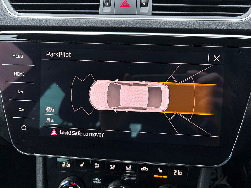 Skoda Superb 1.5 TSI ACT SE L Executive Hatchback 5dr Petrol DSG Euro 6 (s/s) (150 ps) 5dr Automatic 2025