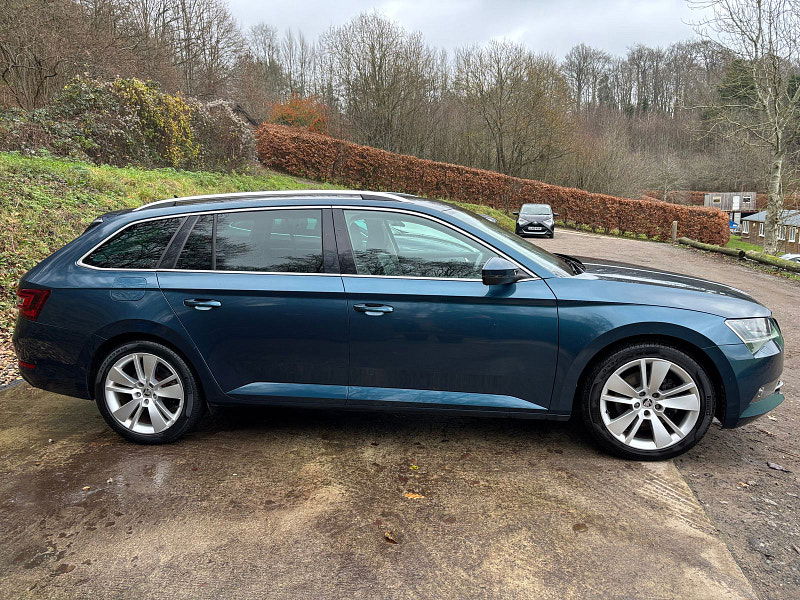 Skoda Superb 2.0 TDI SE L Executive Estate 5dr Diesel Manual Euro 6 (s/s) (150 ps) 5dr Manual 2025