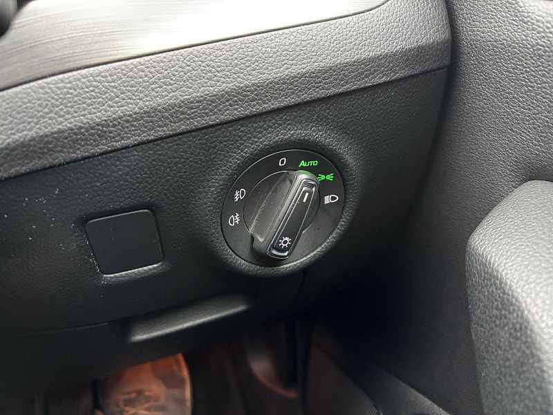 Skoda Superb 2.0 TDI SE L Executive Estate 5dr Diesel Manual Euro 6 (s/s) (150 ps) 5dr Manual 2025