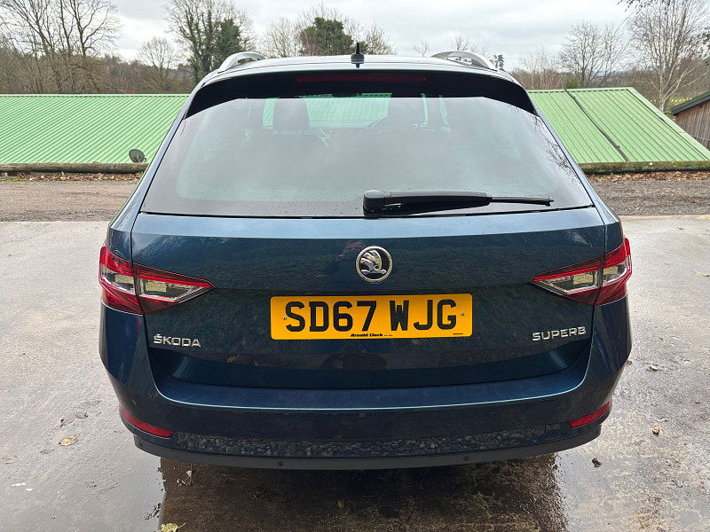 Skoda Superb 2.0 TDI SE L Executive Estate 5dr Diesel Manual Euro 6 (s/s) (150 ps) 5dr Manual 2025