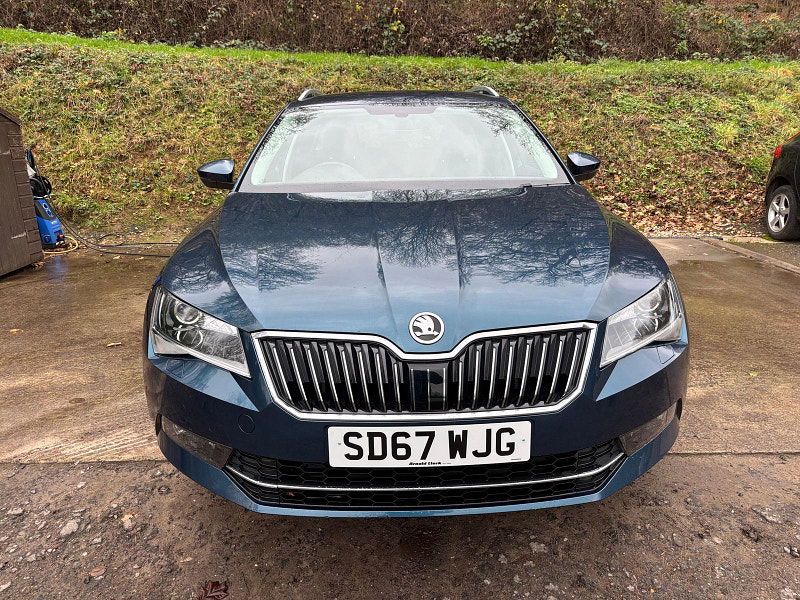Skoda Superb 2.0 TDI SE L Executive Estate 5dr Diesel Manual Euro 6 (s/s) (150 ps) 5dr Manual 2025