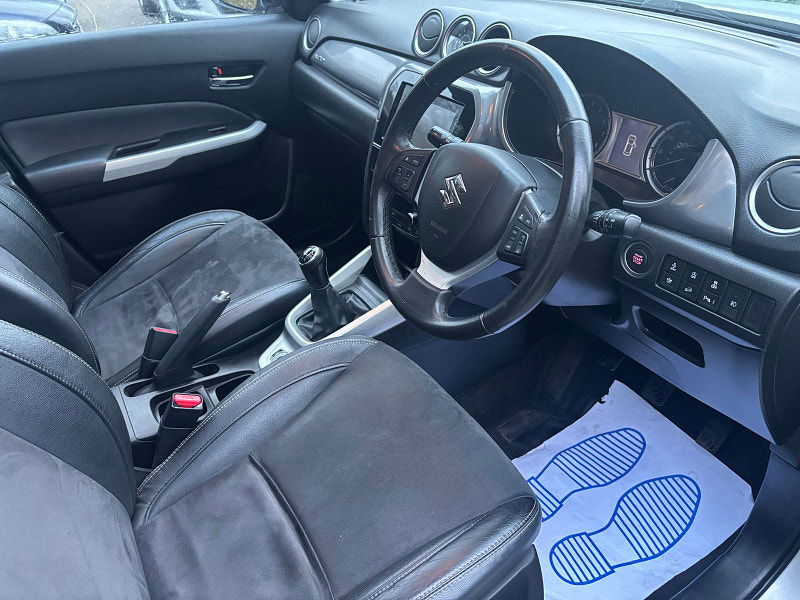 Suzuki Vitara 1.6 SZ5 SUV 5dr Petrol Manual ALLGRIP Euro 6 (s/s) (120 ps) 5dr Manual 2025