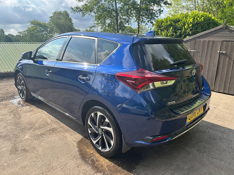 Toyota Auris 1.2 VVT-i Design Hatchback 5dr Petrol Manual Euro 6 (s/s) (116 ps) 5dr Manual 2026