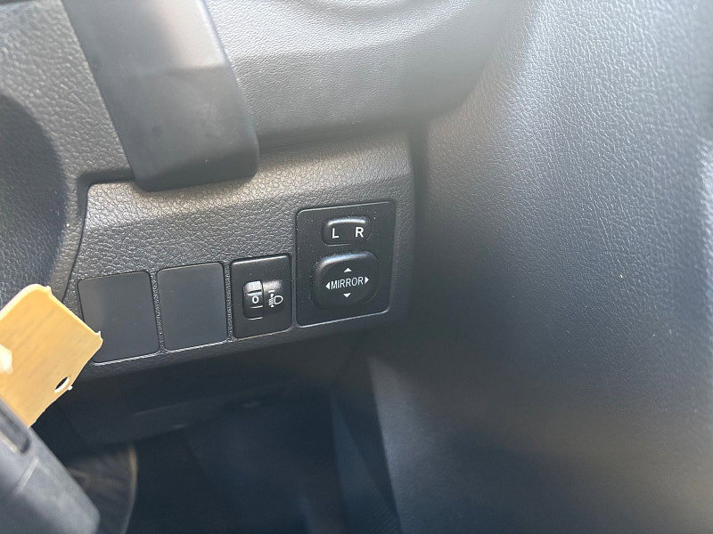 Toyota Auris 1.2 VVT-i Design Hatchback 5dr Petrol Manual Euro 6 (s/s) (116 ps) 5dr Manual 2026