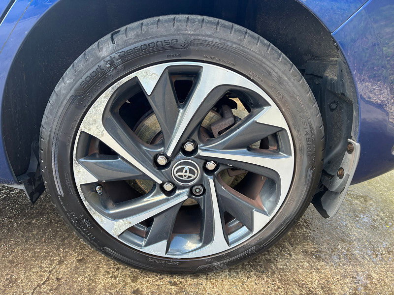 Toyota Auris 1.2 VVT-i Design Hatchback 5dr Petrol Manual Euro 6 (s/s) (116 ps) 5dr Manual 2026