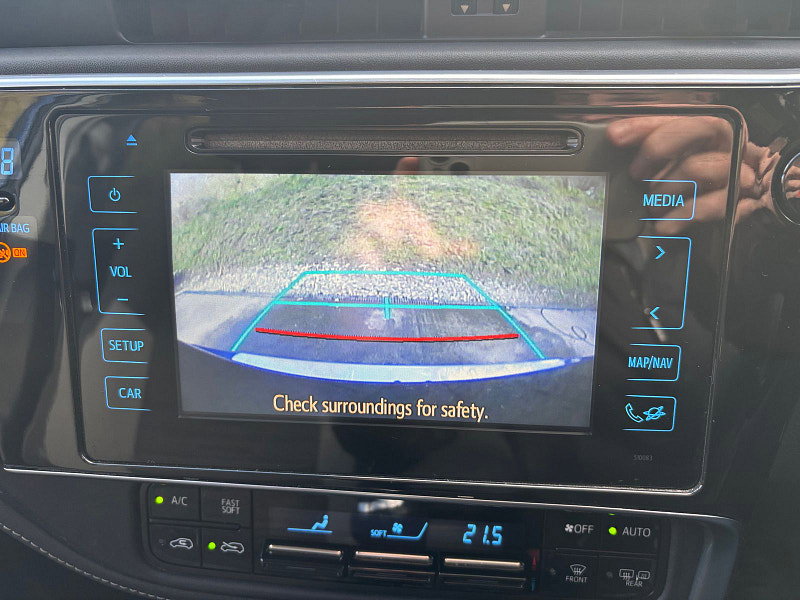 Toyota Auris 1.2 VVT-i Design Hatchback 5dr Petrol Manual Euro 6 (s/s) (116 ps) 5dr Manual 2026