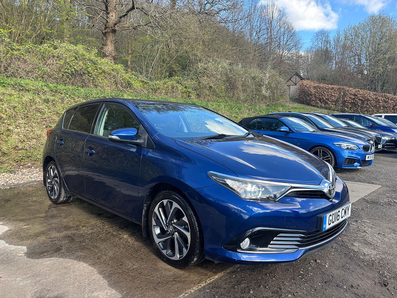 Toyota Auris 1.2 VVT-i Design Hatchback 5dr Petrol Manual Euro 6 (s/s) (116 ps) 5dr Manual 2026