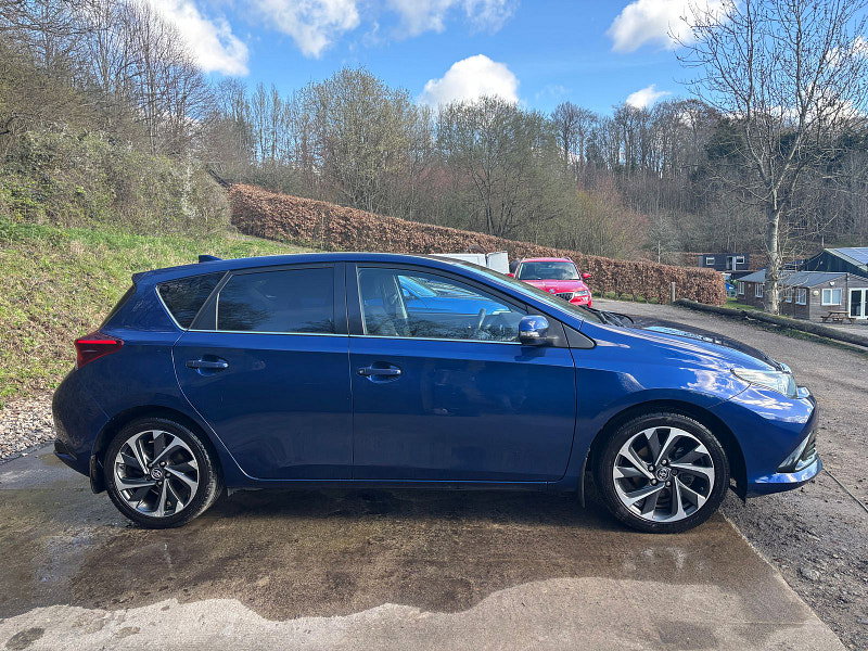 Toyota Auris 1.2 VVT-i Design Hatchback 5dr Petrol Manual Euro 6 (s/s) (116 ps) 5dr Manual 2026