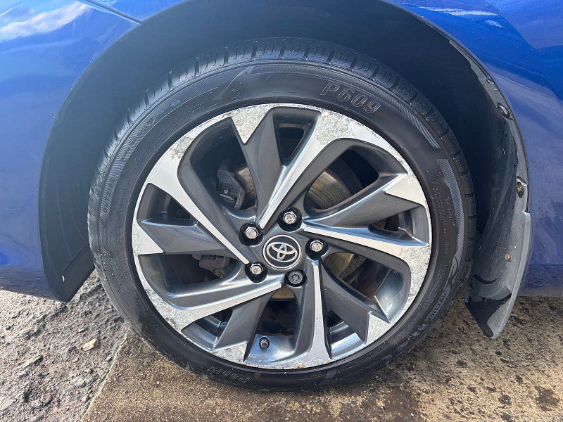 Toyota Auris 1.2 VVT-i Design Hatchback 5dr Petrol Manual Euro 6 (s/s) (116 ps) 5dr Manual 2026