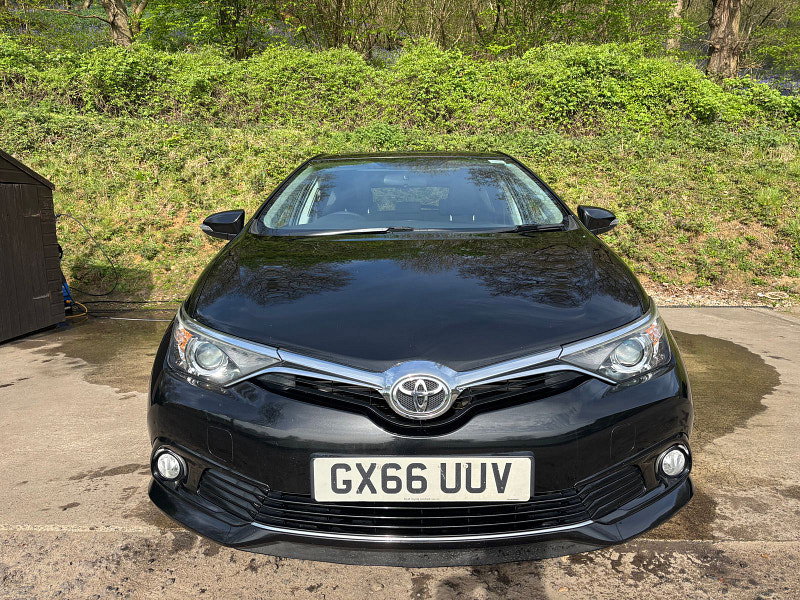 Toyota Auris 1.6 D-4D Design Hatchback 5dr Diesel Manual Euro 6 (s/s) (112 ps) 5dr Manual 2026