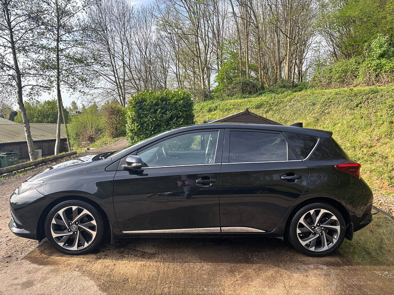 Toyota Auris 1.6 D-4D Design Hatchback 5dr Diesel Manual Euro 6 (s/s) (112 ps) 5dr Manual 2026