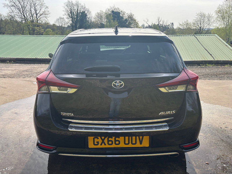 Toyota Auris 1.6 D-4D Design Hatchback 5dr Diesel Manual Euro 6 (s/s) (112 ps) 5dr Manual 2026