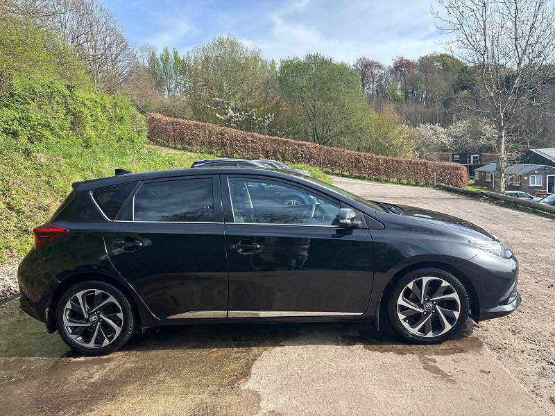 Toyota Auris 1.6 D-4D Design Hatchback 5dr Diesel Manual Euro 6 (s/s) (112 ps) 5dr Manual 2026