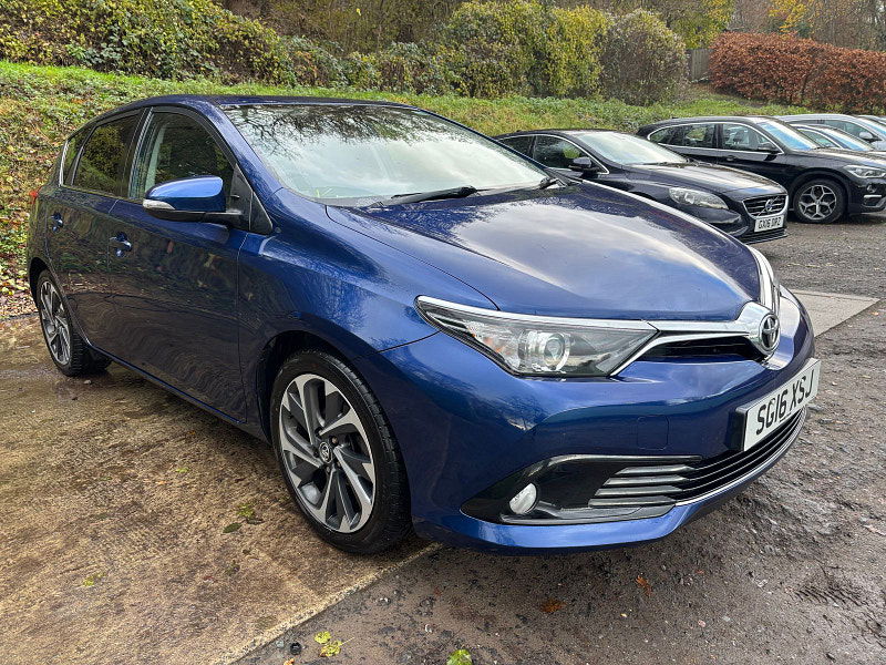 Toyota Auris 1.6 D-4D Design Hatchback 5dr Diesel Manual Euro 6 (s/s) (112 ps) 5dr Manual 2025