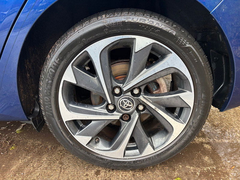 Toyota Auris 1.6 D-4D Design Hatchback 5dr Diesel Manual Euro 6 (s/s) (112 ps) 5dr Manual 2025