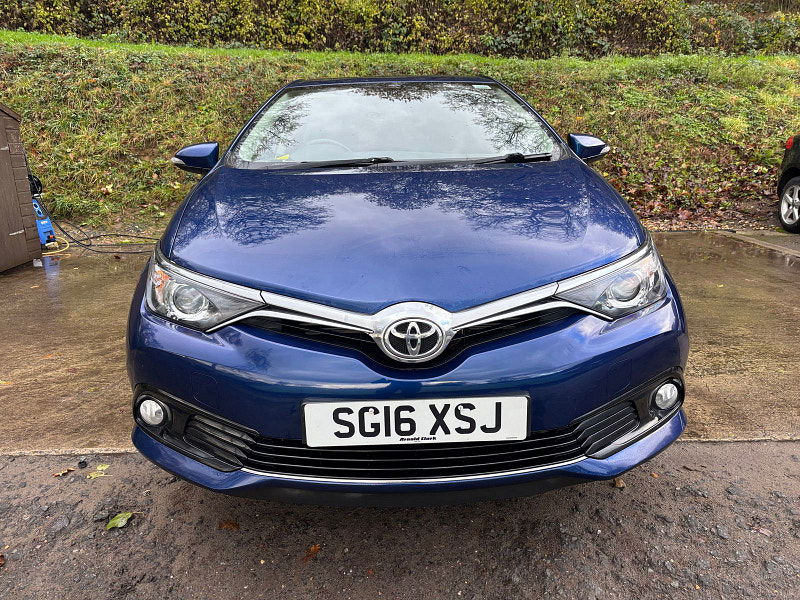 Toyota Auris 1.6 D-4D Design Hatchback 5dr Diesel Manual Euro 6 (s/s) (112 ps) 5dr Manual 2025