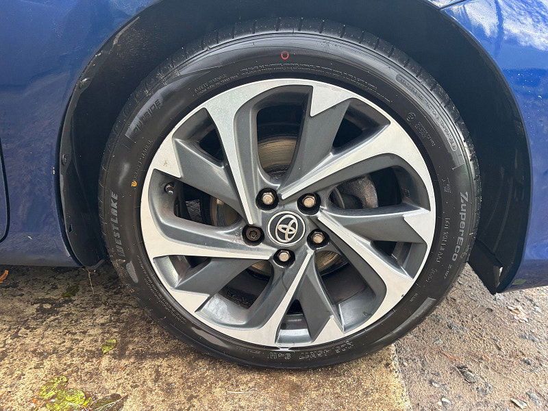 Toyota Auris 1.6 D-4D Design Hatchback 5dr Diesel Manual Euro 6 (s/s) (112 ps) 5dr Manual 2025