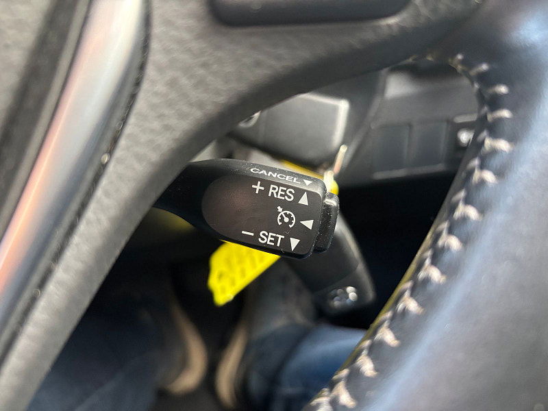 Toyota Auris 1.6 D-4D Design Hatchback 5dr Diesel Manual Euro 6 (s/s) (112 ps) 5dr Manual 2025