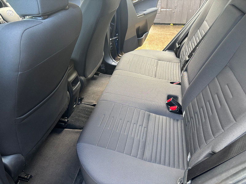 Toyota Auris 1.6 D-4D Design Hatchback 5dr Diesel Manual Euro 6 (s/s) (112 ps) 5dr Manual 2025