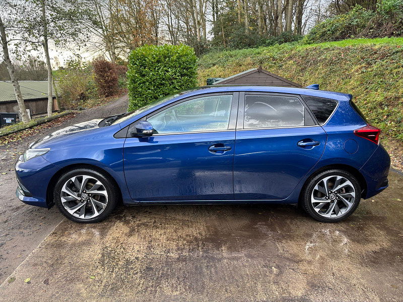 Toyota Auris 1.6 D-4D Design Hatchback 5dr Diesel Manual Euro 6 (s/s) (112 ps) 5dr Manual 2025