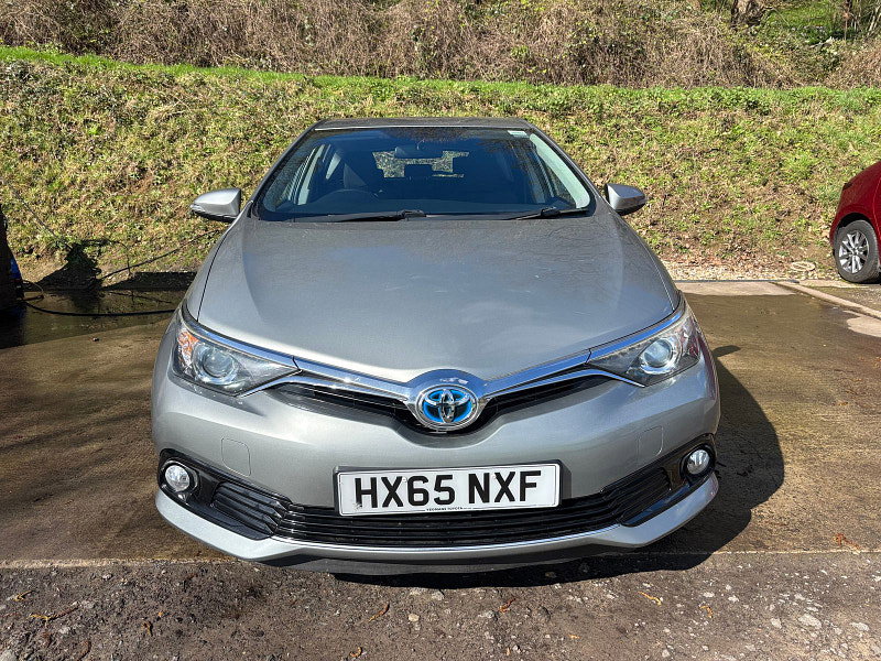 Toyota Auris 1.8 VVT-h Business Edition Hatchback 5dr Petrol Hybrid CVT Euro 6 (s/s) (136 ps) 5dr Automatic 2026