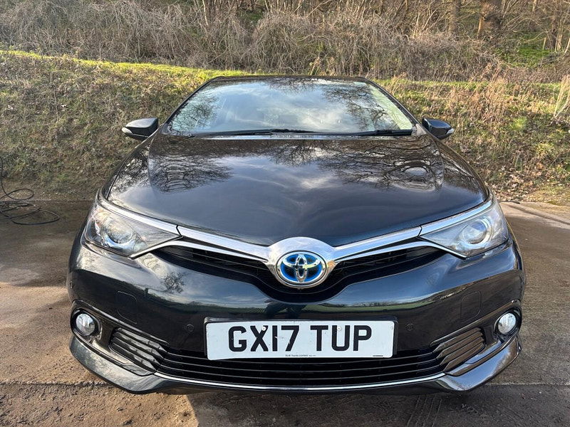 Toyota Auris 1.8 VVT-h Business Edition Hatchback 5dr Petrol Hybrid CVT Euro 6 (s/s) (Safety Sense) (136 ps) 5dr Automatic 2025
