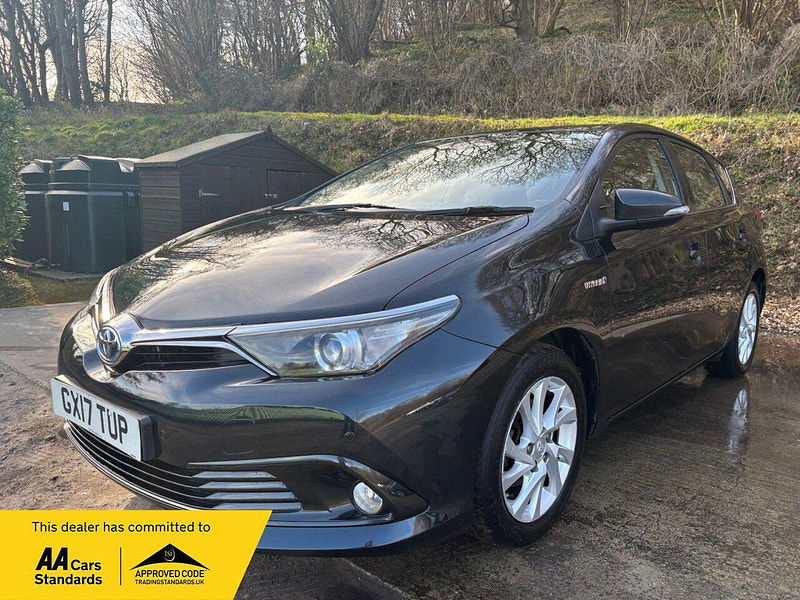 Toyota Auris 1.8 VVT-h Business Edition Hatchback 5dr Petrol Hybrid CVT Euro 6 (s/s) (Safety Sense) (136 ps) 5dr Automatic 2025