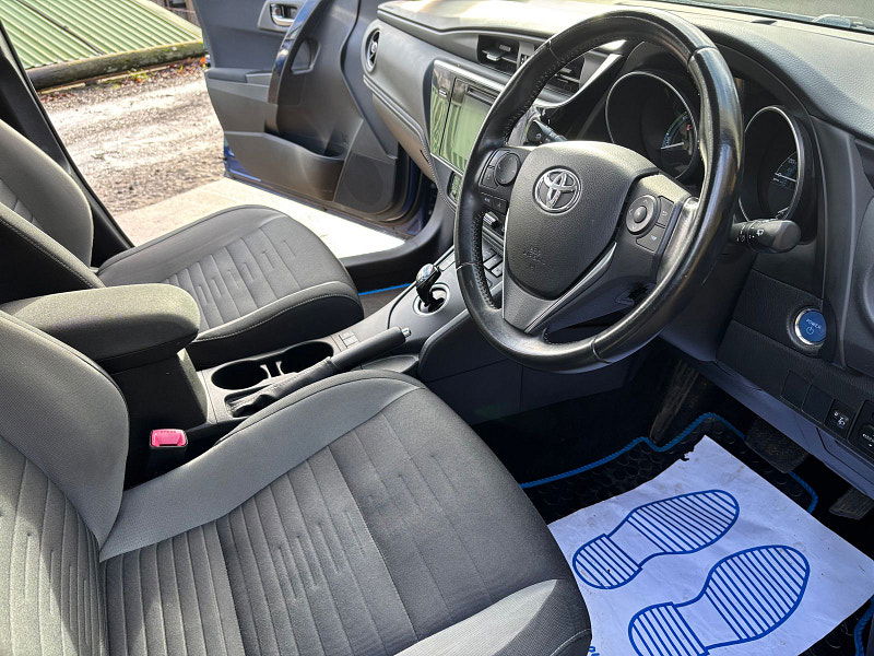 Toyota Auris 1.8 VVT-h Business Edition Touring Sports 5dr Petrol Hybrid CVT Euro 6 (s/s) (136 ps) 5dr Automatic 2026