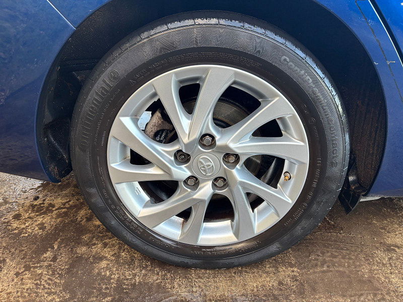 Toyota Auris 1.8 VVT-h Business Edition Touring Sports 5dr Petrol Hybrid CVT Euro 6 (s/s) (136 ps) 5dr Automatic 2026