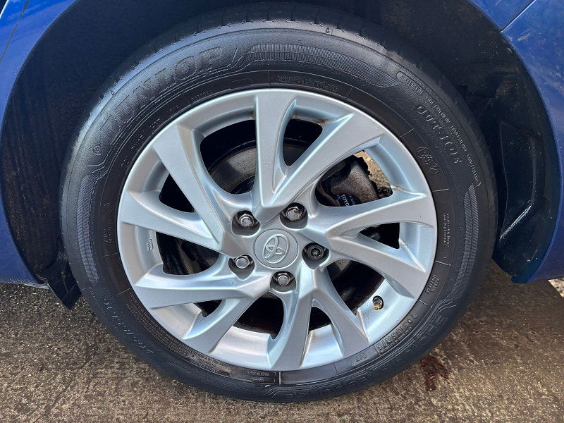 Toyota Auris 1.8 VVT-h Business Edition Touring Sports 5dr Petrol Hybrid CVT Euro 6 (s/s) (136 ps) 5dr Automatic 2026