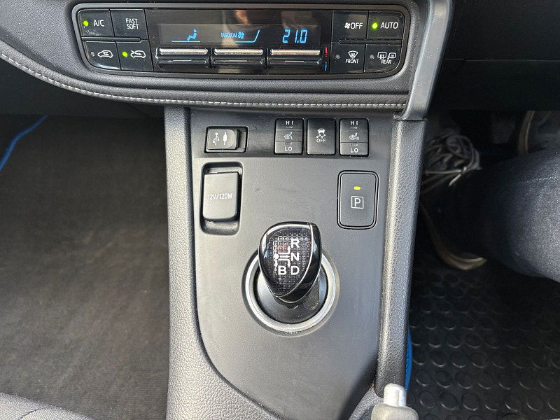 Toyota Auris 1.8 VVT-h Business Edition Touring Sports 5dr Petrol Hybrid CVT Euro 6 (s/s) (136 ps) 5dr Automatic 2026