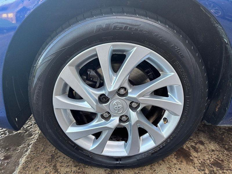 Toyota Auris 1.8 VVT-h Business Edition Touring Sports 5dr Petrol Hybrid CVT Euro 6 (s/s) (136 ps) 5dr Automatic 2026