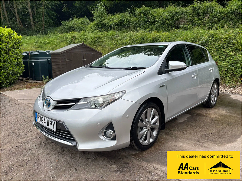 Toyota Auris 1.8 VVT-h Excel Hatchback 5dr Petrol Hybrid CVT Euro 5 (s/s) (136 ps) 5dr Automatic 2025