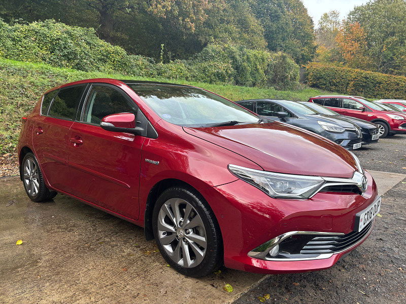 Toyota Auris 1.8 VVT-h Excel Hatchback 5dr Petrol Hybrid CVT Euro 6 (s/s) (136 ps) 5dr Automatic 2025