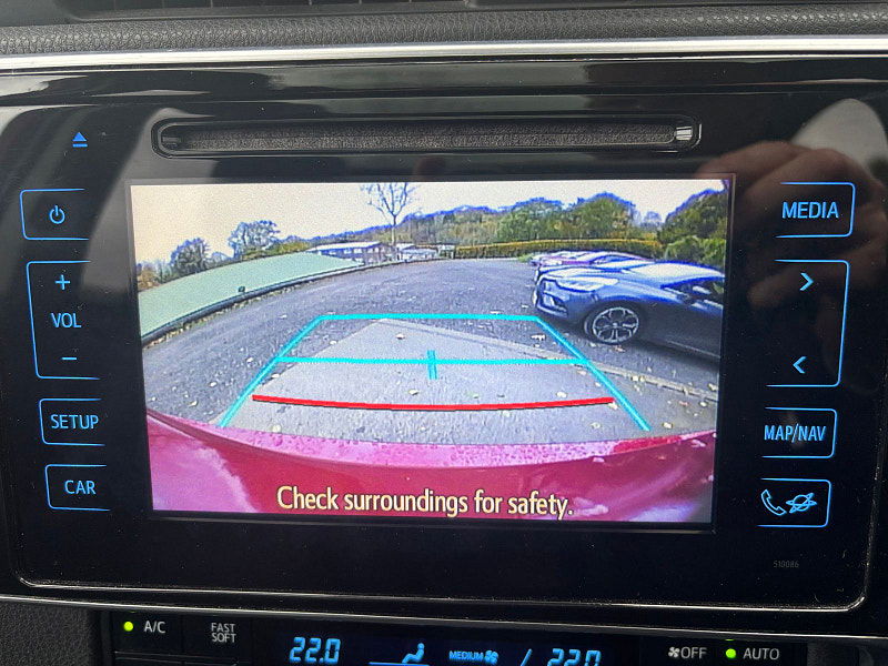 Toyota Auris 1.8 VVT-h Excel Hatchback 5dr Petrol Hybrid CVT Euro 6 (s/s) (136 ps) 5dr Automatic 2025