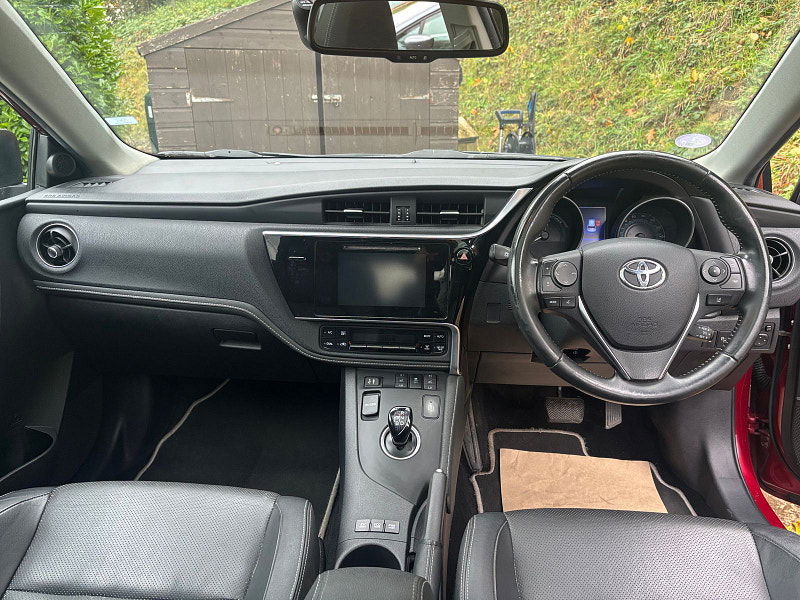 Toyota Auris 1.8 VVT-h Excel Hatchback 5dr Petrol Hybrid CVT Euro 6 (s/s) (136 ps) 5dr Automatic 2025