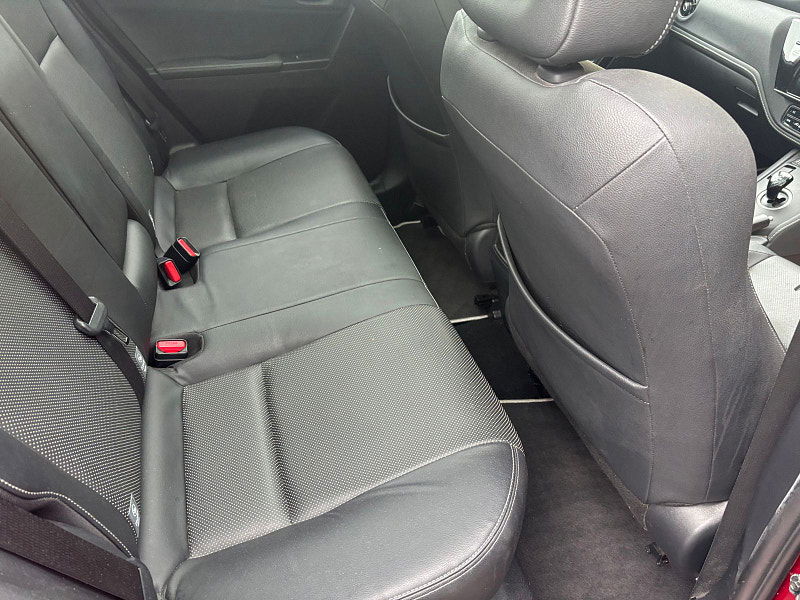 Toyota Auris 1.8 VVT-h Excel Hatchback 5dr Petrol Hybrid CVT Euro 6 (s/s) (136 ps) 5dr Automatic 2025