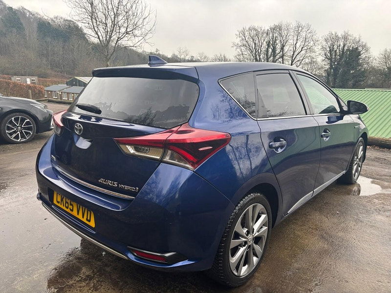 Toyota Auris 1.8 VVT-h Excel Hatchback 5dr Petrol Hybrid CVT Euro 6 (s/s) (Safety Sense) (136 ps) 5dr Automatic 2025