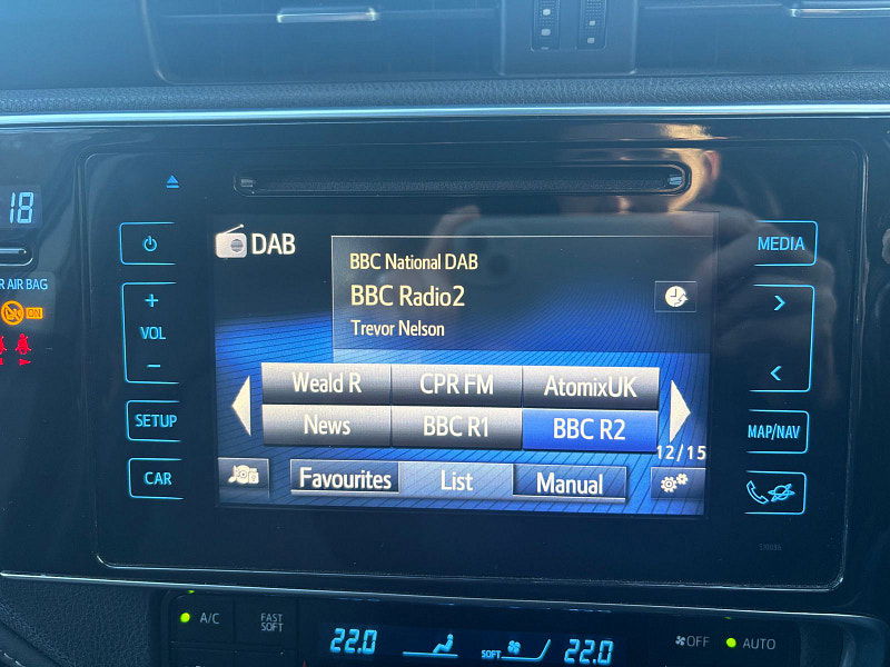 Toyota Auris 1.8 VVT-h Excel Hatchback 5dr Petrol Hybrid CVT Euro 6 (s/s) (Safety Sense) (136 ps) 5dr Automatic 2026