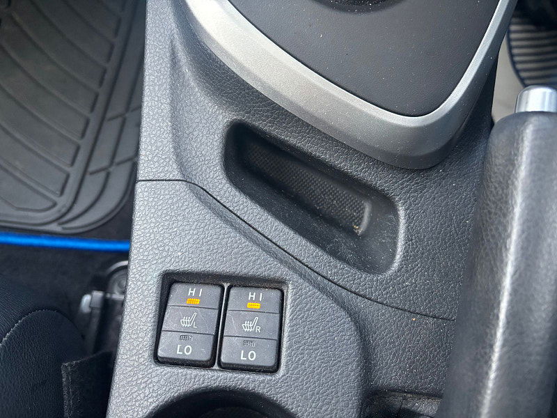 Toyota Auris 1.8 VVT-h Excel Touring Sports 5dr Petrol Hybrid CVT Euro 5 (s/s) (136 ps) 5dr Automatic 2025